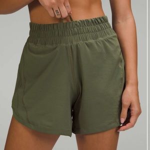 Lululemon: Track That High Rise Short 5”